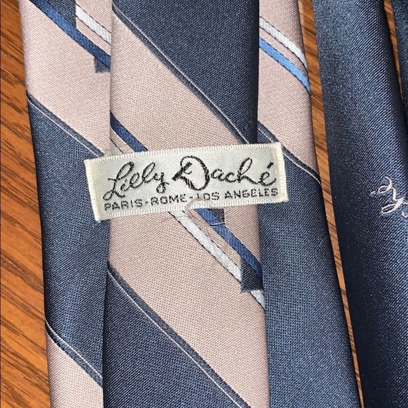 Vtg Lilly Dache gray & tan silk/polyester tie - Picture 4 of 6
